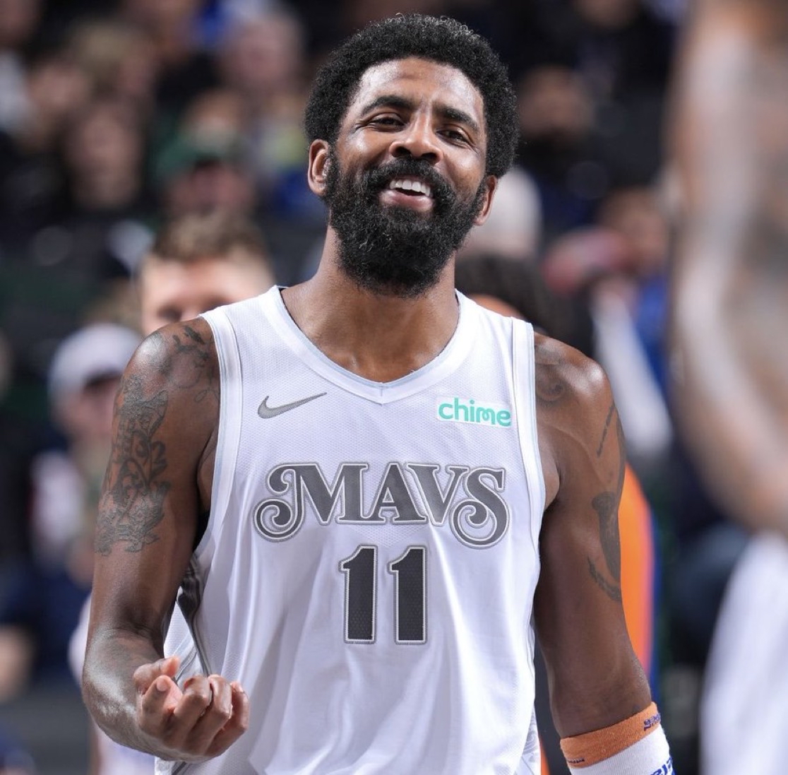 能在前场多 能在前场多